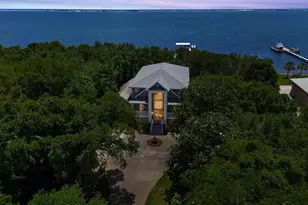 5393 Soundside Dr, Gulf Breeze, FL 32563 - Photo 51