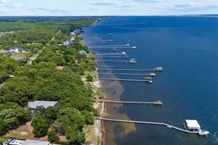 5393 Soundside Dr, Gulf Breeze, FL 32563 - Photo 47