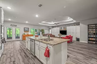 8056 Stream Ridge Rd, Pensacola, FL 32526 - Photo 45