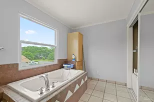 204 Camelia St, Gulf Breeze, FL 32561 - Photo 35