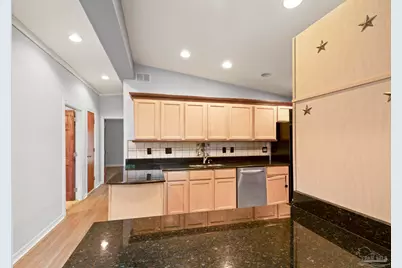 204 Camelia St, Gulf Breeze, FL 32561 - Photo 17