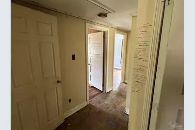 9880 N Loop, Pensacola, FL 32507 - Photo 13