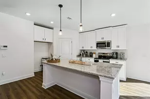 6551 Gentle Rain Dr, Milton, FL 32570 - Photo 9