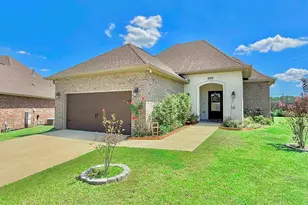 405 Waterbury Ct, Cantonment, FL 32533 - Photo 1