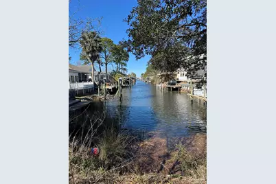 3262 Duke Dr, Gulf Breeze, FL 32563 - Photo 11