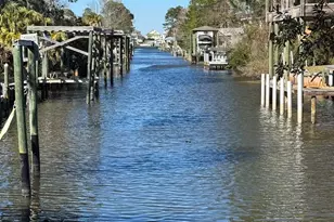 3262 Duke Dr, Gulf Breeze, FL 32563 - Photo 1