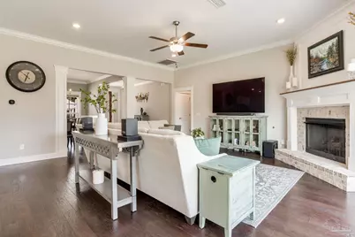 6067 Huntington Creek Blvd, Pensacola, FL 32526 - Photo 9