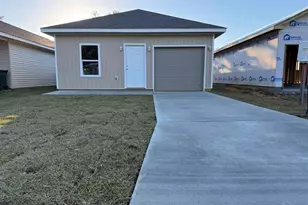 8601 Walnut Ave, Pensacola, FL 32534 - Photo 23