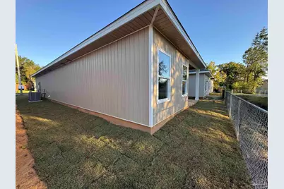 8601 Walnut Ave, Pensacola, FL 32534 - Photo 21