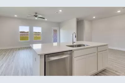 1698 Amaya Ln, Gulf Breeze, FL 32563 - Photo 9