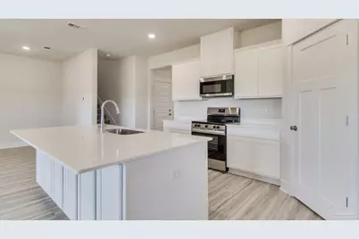 1698 Amaya Ln, Gulf Breeze, FL 32563 - Photo 7