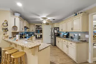 2717 Woodbreeze Dr, Cantonment, FL 32533 - Photo 5