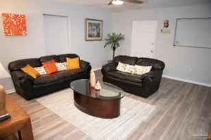 300 Bayou Blvd, Pensacola, FL 32503 - Photo 9