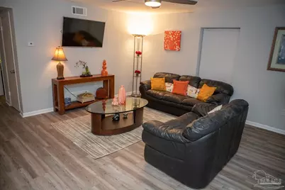 300 Bayou Blvd #106, Pensacola, FL 32503 - Photo 3