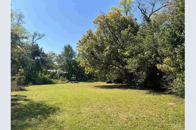 125 Alice St, Pensacola, FL 32505 - Photo 1