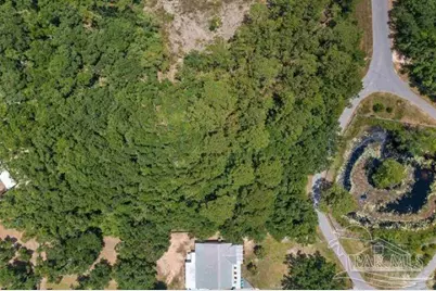 12 Harbour Oaks Dr, Milton, FL 32583 - Photo 3