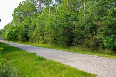 968 Clearview St, Milton, FL 32583 - Photo 5