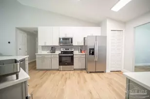 9767 Harlington St, Cantonment, FL 32533 - Photo 9