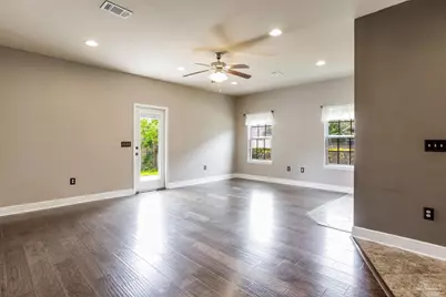 2107 Wilsons Plover Cir, Navarre, FL 32566 - Photo 11