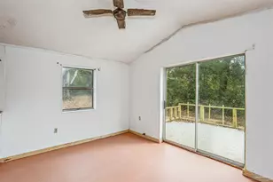 35 N Cypress St, Walnut Hill, FL 32568 - Photo 15