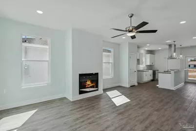 5422 Kee Memorial Dr, Pensacola, FL 32507 - Photo 5