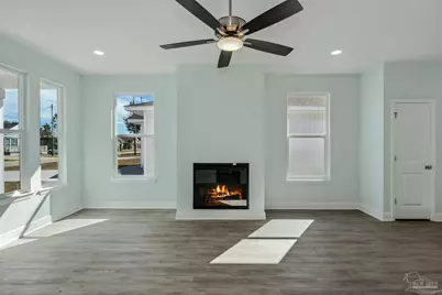 5416 Kee Memorial Dr, Pensacola, FL 32507 - Photo 9