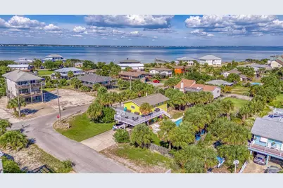 900 Largo Dr, Pensacola Beach, FL 32561 - Photo 57