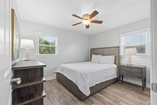 900 Largo Dr, Pensacola Beach, FL 32561 - Photo 33