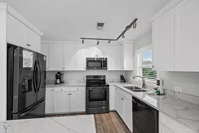 900 Largo Dr, Pensacola Beach, FL 32561 - Photo 27