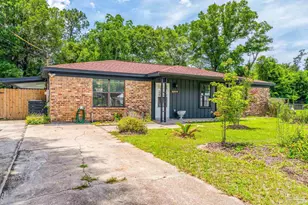 10679 Heatherwood Dr, Pensacola, FL 32506 - Photo 3