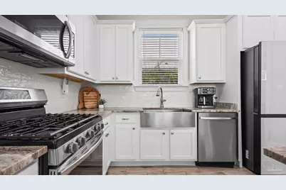 2704 Chastain St, Gulf Shores, AL 36542 - Photo 11