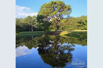 939 Avalon Blvd, Milton, FL 32583 - Photo 1