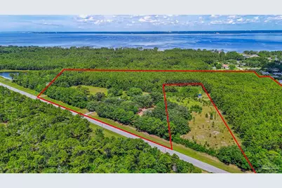 939 Avalon Blvd, Milton, FL 32583 - Photo 13