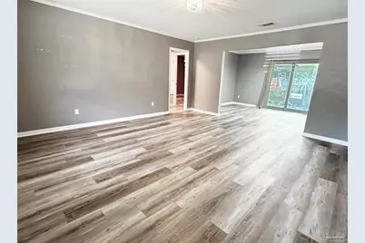 6910 Cornelius Ln, Pensacola, FL 32505 - Photo 3