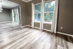 6910 Cornelius Ln, Pensacola, FL 32505 - Photo 13