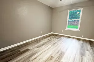 6910 Cornelius Ln, Pensacola, FL 32505 - Photo 15