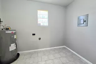 907 Colbert Ave, Pensacola, FL 32507 - Photo 19