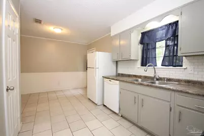907 Colbert Ave, Pensacola, FL 32507 - Photo 13