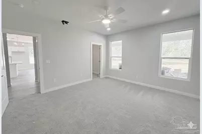 5602 Santa Monica St, Milton, FL 32583 - Photo 13