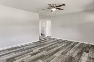 7125 Ben Sasser Dr, Pensacola, FL 32526 - Photo 9