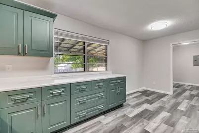 7125 Ben Sasser Dr, Pensacola, FL 32526 - Photo 13