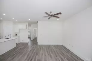 1913 W Chase St, Pensacola, FL 32502 - Photo 3