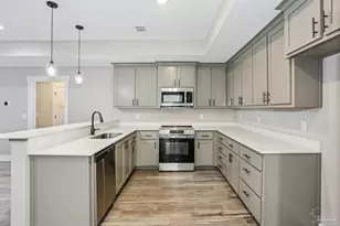 5051 Hartley Dr, Milton, FL 32571 - Photo 13