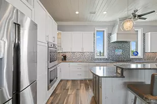 1409 Ariola Dr, Pensacola Beach, FL 32561 - Photo 19