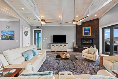 1409 Ariola Dr, Pensacola Beach, FL 32561 - Photo 9