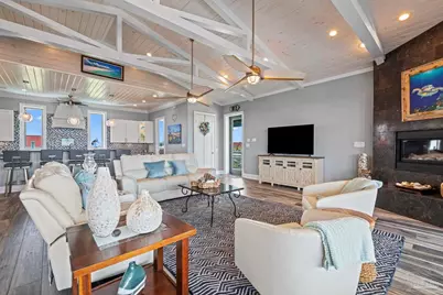 1409 Ariola Dr, Pensacola Beach, FL 32561 - Photo 11