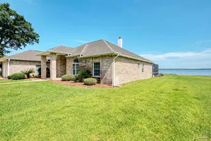 5450 N Shore Rd, Pensacola, FL 32507 - Photo 5