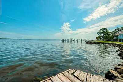 5450 N Shore Rd, Pensacola, FL 32507 - Photo 11