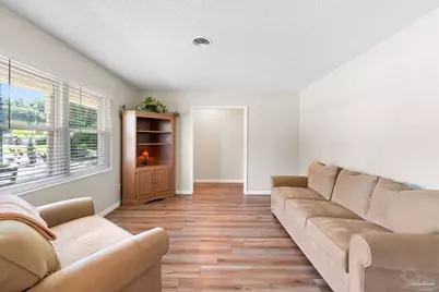 4195 Bonway Dr, Pensacola, FL 32504 - Photo 9