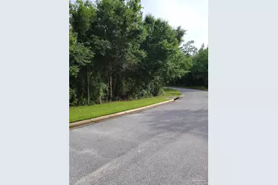 10410 Waterford Dr, Pensacola, FL 32514 - Photo 3